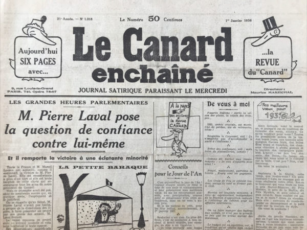 Couac ! | N° 1018 du Canard Enchaîné - 1 Janvier 1936 | La Grande Séance - Jean Galtier-Boissière décrit avec une verve satirique la séance parlementaire du 27 décembre au Palais-Bourbon, une session attendue avec grand intérêt par le public parisien. Les tribunes étaient bondées, et l’atmosphère était électrique dès le début de la séance. Galtier-Boissière commence par décrire l'ambiance et les personnages présents. Le président de la Chambre, M. Bouisson, est comparé à un maître d'hôtel marseillais, dirigeant la séance avec une autorité théâtrale. Ses interventions rappellent celles d’un surveillant d’école distribuant des punitions. Le président Laval est dépeint sous un jour peu flatteur, rappelant davantage un personnage douteux qu'un homme d'État respecté. Laval, décrit comme un Auvergnat vendeur de marrons dans les caricatures, évoque en réalité une figure louche dont la présence même en politique semble incongrue. Léon Blum, premier interpellateur, monte à la tribune avec une classe et une éloquence qui contrastent fortement avec Laval. Malgré les interruptions incessantes de la droite, Blum maintient sa position avec détermination, rappelant un duel verbal où il se défend pied à pied contre ses adversaires. M. Taittinger, suivant Blum, est ridiculisé pour son discours banal et sa voix puissante, plus adaptée à des récitations poétiques qu’à un débat parlementaire. Sa remarque sur la neutralité de l’Italie en 1914 suscite la dérision. M. Yvon Delbos, malgré un discours plus amène, critique subtilement Laval en soulignant l’incohérence de remplacer les sanctions par des récompenses. Sa manière douce et ironique contraste avec l'agressivité de ses collègues. M. Paul Reynaud, malgré sa petite taille, impressionne par sa voix bien timbrée et son discours factuel. Il expose des vérités dérangeantes, notamment sur l'impossibilité pour l'Italie de coloniser l'Éthiopie et sur l’objectif de la politique de Hitler de dissocier l’entente franco-anglaise. Galtier-Boissière conclut que malgré les critiques virulentes de plusieurs orateurs de divers partis contre la politique de Laval, une petite majorité de députés décide de maintenir Laval au pouvoir. Cette décision est vue comme une trahison des intérêts français, favorisant Mussolini et Hitler au détriment de la France. Cet article de Jean Galtier-Boissière, publié dans **Le Canard Enchaîné** le 1er janvier 1936, offre une critique acerbe et humoristique des événements politiques de l'époque, soulignant l’absurdité et les contradictions des décisions parlementaires sous le gouvernement de Pierre Laval. | 1018