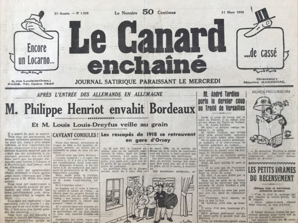 Couac ! | N° 1028 du Canard Enchaîné - 11 Mars 1936 | Bruits de Bottes - Dans cet article, Jean Galtier-Boissière analyse le coup de force hitlérien de réoccuper militairement la Rhénanie, le plaçant dans le contexte des failles et des injustices du Traité de Versailles. L'auteur critique les politiques françaises et internationales qui ont conduit à cette situation, soulignant l'inévitabilité de la réaction allemande. Galtier-Boissière rappelle que le Traité de Versailles, signé après la Première Guerre mondiale, imposait des conditions extrêmement dures à l'Allemagne, y compris la reconnaissance unilatérale de la responsabilité de la guerre (article 231). Cette clause, considérée injuste et humiliante, a été l'une des principales sources de ressentiment en Allemagne. L'auteur souligne que des historiens du monde entier ont depuis longtemps établi que la responsabilité de la guerre était partagée entre plusieurs nations et non exclusivement allemande. Il critique la presse française pour avoir dissimulé cette réévaluation historique, maintenant ainsi une image unilatérale de la culpabilité allemande. Le Traité de Versailles, conçu comme un outil de châtiment, non seulement désarmait l'Allemagne, mais la séparait aussi de ses anciens adversaires par une zone neutre et la privait de ses colonies. Cette approche punitive a engendré un ressentiment profond en Allemagne, renforcé par le fait que les autres nations n'ont pas réduit leurs armements comme stipulé dans le traité. Alors que l'Allemagne désarmait conformément au traité, les anciens Alliés, notamment la France, continuaient de s'armer. Les industries métallurgiques et les états-majors veillaient à maintenir la puissance militaire, en dépit des protestations de certains politiques. Galtier-Boissière soutient que ce réarmement a inévitablement provoqué des tensions et des réponses de l'Allemagne, qui refusait de rester désarmée face à des nations surarmées. L'auteur accuse les magnats de l'industrie de l'armement, notamment ceux du Creusot et de Briey, d'avoir délibérément saboté les tentatives de rapprochement avec la République allemande. Il critique les hommes politiques français, de Poincaré à Laval, pour avoir empêché des gestes de réconciliation qui auraient pu consolider la paix. Galtier-Boissière insiste sur le fait que la révolte allemande contre le Traité de Versailles était inévitable. Il dénonce la naïveté de penser qu'une nation accepterait indéfiniment des conditions humiliantes et punitives. La montée d'Hitler, favorisée par l'Internationale des armements, était une conséquence prévisible de cette situation. L'auteur conclut que les erreurs politiques des quinze dernières années ont conduit à la situation actuelle. Il critique l'incapacité des dirigeants français à anticiper et à prévenir la progression des événements, appelant à une politique plus sage et prévoyante pour éviter de futurs conflits. Jean Galtier-Boissière, dans son analyse, met en lumière les erreurs fondamentales du Traité de Versailles et les politiques françaises, soulignant l'importance de l'équité et de la réconciliation dans les traités de paix pour prévenir des ressentiments durables et des conflits futurs. | 1028