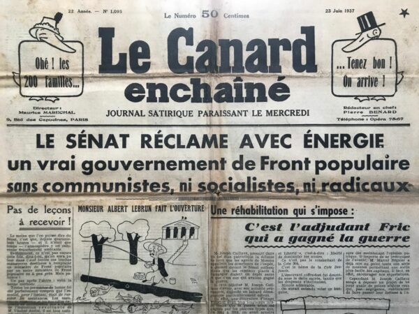 Couac ! | N° 1095 du Canard Enchaîné - 23 Juin 1937 | Jean Galtier-Boissière, dans son article "De la vache tsariste à la gueule-de-vache rouge" publié le 23 juin 1937 dans *Le Canard Enchaîné*, explore l'évolution des mythes et mensonges propagandistes à travers deux époques : la Première Guerre mondiale et la période stalinienne en URSS. Il commence par une anecdote tirée du *Petit Journal illustré*, où une vache russe aurait saboté un avion allemand pendant la Première Guerre mondiale. Galtier-Boissière utilise cet exemple pour illustrer le degré de crédulité du public de l'époque, tout en remettant en question l'idée que les gens d'aujourd'hui seraient moins susceptibles de croire à des bobards similaires. Il passe ensuite à une autre histoire de propagande, cette fois-ci soviétique : l'exécution rapide du maréchal Toukhatchevski et de six généraux en URSS, accusés de trahison et de sabotage au profit de l'Allemagne nazie. Galtier-Boissière souligne l'absurdité de ces accusations, compte tenu des états de service impressionnants de Toukhatchevski, qui aurait dû devenir généralissime en cas de guerre. Le journaliste compare les rationalisations données par les autorités soviétiques pour justifier cette purge avec les méthodes de propagande et de manipulation de l'opinion publique. Il évoque les mauvaises langues qui voient dans ces purges une stratégie de Staline pour éliminer toute concurrence et maintenir un contrôle absolu, ainsi que les conformistes qui rappellent les nombreuses trahisons de hauts gradés militaires dans l'histoire russe. Galtier-Boissière ironise sur l'optimisme inébranlable des Russes, même face aux révélations choquantes de sabotage et de trahison. Il cite un communiqué de la *Pravda* célébrant la vigilance et la puissance du régime soviétique pour avoir découvert et éliminé ces traîtres. Enfin, il conclut en soulignant la continuité des méthodes de bourrage de crâne à travers le temps, se demandant si la crédulité humaine a réellement diminué. Il trouve une ironie dans le fait que des Français, il y a vingt ans, croyaient à des histoires de vaches patriotes, tandis qu'aujourd'hui, des histoires tout aussi invraisemblables continuent à circuler et à être crues. Ce texte de Galtier-Boissière est une critique acerbe de la propagande, de la crédulité publique et des méthodes utilisées par les régimes pour manipuler l'opinion, montrant que malgré les progrès apparents, les vieilles tactiques de désinformation restent étonnamment efficaces. | 1095