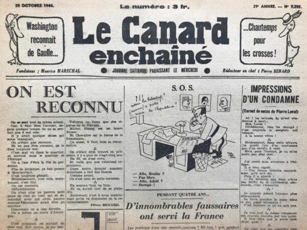 Couac ! | N° 1257 du Canard Enchaîné - 25 Octobre 1944 | On est reconnu - Cet article de Pierre Benard utilise l'ironie pour commenter la période de l'après-libération en France. Il met en lumière le désir des Français d'être reconnus et valorisés après des années d'occupation et de collaboration. L'ironie est perceptible dès le début, avec l'idée que les Français se sentent mieux maintenant qu'ils sont officiellement reconnus, comme s'ils avaient soudain une identité et une légitimité. Cette idée est renforcée par l'utilisation du terme « famille » et de « l'oncle d'Amérique », soulignant l'idée d'appartenance et de reconnaissance internationale. Le ton ironique persiste avec les exemples donnés, comme la rencontre entre Albert Lebrun et Jules Jeanneney, qui se « reconnaissent », et les actions supposées de Raimu pour ne pas se compromettre avec la Collaboration. Ces exemples mettent en évidence les compromis et les jeux de pouvoir qui ont pu avoir lieu pendant l'Occupation. Enfin, l'article se termine sur une note sarcastique en soulignant que malgré cette reconnaissance retrouvée, les Français ne devraient pas trop se plaindre et devraient maintenant demander plus de reconnaissance. Cette conclusion satirique souligne le cynisme latent qui sous-tend l'article tout entier. | 1257