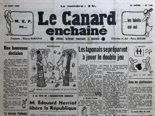 Couac ! | N° 1301 du Canard Enchaîné - 29 Août 1945 | Dans l'article Excusez-nous Monsieur Truman, publié dans *Le Canard Enchaîné* le 29 août 1945, Pierre Bénard répond ironiquement aux reproches du président américain Harry S. Truman envers les journalistes français, les accusant de manque d'objectivité et d'américanophobie. Bénard commence par rappeler que les Français ont attendu avec impatience le débarquement américain et qu'ils ne peuvent pas détester ceux qu'ils appellent à l'aide. Il souligne que sans l'intervention des Alliés, les journalistes français n'auraient même pas pu publier leurs journaux. Il critique la sympathie des correspondants anglo-saxons pour Pétain durant son procès, rappelant que cette attitude indulgente correspondait à la propagande de Vichy qui dénigrait les Anglo-Américains tout en félicitant les Allemands. Bénard évoque les souffrances endurées par les Français, notamment les bombardements alliés sur le territoire français. Bien que ces bombardements étaient nécessaires à la victoire, ils causaient des pertes parmi les amis et les familles des Français. Malgré ces difficultés, les journalistes ont tenté d'expliquer les nécessités de la guerre et de maintenir le moral. Il critique également l'incompréhension des Américains à l'égard des Français et leur tendance à pardonner facilement les collaborateurs de Vichy tout en méprisant ceux qui ont résisté et soutenu les Alliés. Enfin, Bénard demande à Truman de ne pas réserver ses sévérités uniquement aux journalistes français, rappelant que ceux de Vichy étaient adeptes des éloges du Reich et qu'ils auraient probablement pu vanter les mérites de l'Amérique de la même manière s'ils en avaient eu l'opportunité. | 1301 1