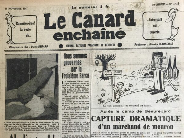 Couac ! | N° 1413 du Canard Enchaîné - 19 Novembre 1947 | Dans son article "En écoutant M. Lacoste...", publié le 19 novembre 1947 dans Le Canard Enchaîné, Yves Grosrichard s'adresse directement à M. Lacoste, alors ministre de la Production industrielle, en réponse à son allocution radiophonique annonçant de nouvelles restrictions énergétiques. Grosrichard commence par résumer les propos de Lacoste, qui attribue les problèmes du réseau électrique et de l'économie nationale à l'utilisation domestique de radiateurs et autres appareils électriques. Cette explication est jugée risible par beaucoup d'auditeurs qui, selon l'auteur, ont trouvé absurde l'idée que leurs modestes usages domestiques puissent avoir un tel impact. Pourtant, Grosrichard, malgré l'ironie initiale, exprime son respect pour Lacoste, qu'il considère comme un homme sincère. Il rappelle une rencontre personnelle avec Lacoste en 1945, lors d'une interview dans des conditions hivernales difficiles. Grosrichard décrit un bureau ministériel non chauffé, où le personnel grelotte, et où Lacoste lui-même tremble de froid. Il souligne l'intégrité de Lacoste, qui, malgré ses responsabilités, subit les mêmes pénuries que ses concitoyens. Dans cette scène, Grosrichard se souvient de la modeste source de chaleur de Lacoste : un petit radiateur électrique placé sous son bureau. Cette image illustre l'absurdité de la déclaration récente de Lacoste selon laquelle l'utilisation domestique de radiateurs désorganise l'économie nationale. Grosrichard utilise ce souvenir pour souligner que même Lacoste, dans une situation similaire, a eu recours à ce type de chauffage, sachant pertinemment que cela ne constituait pas un acte de sabotage. L'article se termine par une réflexion sur la perception publique et la communication politique. Grosrichard se demande si Lacoste, en cherchant à faire comprendre les sacrifices nécessaires, ne sous-estime pas l'intelligence des ménagères et des foyers français. En somme, Grosrichard critique l'approche paternaliste de Lacoste tout en reconnaissant sa sincérité et son dévouement. Ce texte montre bien l'art de la satire dans Le Canard Enchaîné, combinant respect et critique pour offrir une perspective nuancée sur les défis politiques et les perceptions publiques en période de crise. | 1413 e1708182315654