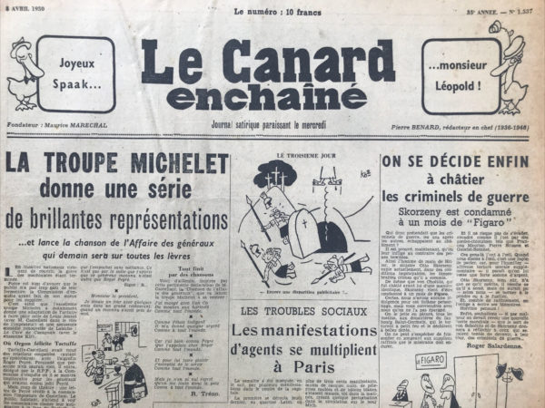 Couac ! | N° 1537 du Canard Enchaîné - 5 Avril 1950 | L'article de Jean-Paul Lacroix, paru dans Le Canard enchaîné du 5 avril 1950 sous le titre "Comme Miss Blandish - La vedette du Scandale des Généraux aurait été kidnappée ! Elle se trouverait actuellement au Brésil", est une parodie des événements en lien avec le scandale des généraux, une affaire politico-judiciaire qui secouait alors la France. Ce titre évoque d’abord une comparaison ironique avec l’intrigue policière de *Miss Blandish*, un personnage célèbre d’un roman noir adapté au cinéma, où elle est enlevée. Ici, c’est l’acteur Roger Peyré, qui jouait un rôle dans la pièce satirique *L’Affaire des Généraux*, qui aurait été enlevé. L’auteur joue sur le sensationnalisme en utilisant un ton délibérément théâtral pour décrire cet événement comme un enlèvement mystérieux et romanesque. En vérité, il s’agit probablement d’une fausse disparition ou même d’une opération publicitaire déguisée pour promouvoir la pièce. Le Scandale des Généraux, une véritable affaire politico-militaire, mettait en cause de hauts gradés accusés de trahison et de corruption. La pièce de théâtre, dans laquelle Peyré avait un rôle, se moquait de ces généraux, et le "kidnapping" semble être un élément narratif ajouté pour pimenter l'intrigue et attirer l'attention médiatique. La tonalité de l’article alterne entre le comique et le suspense, tout en introduisant une critique latente du système politico-judiciaire et de ses figures, notamment avec l’évocation de Roger Peyré comme un talentueux comédien ayant incarné avec brio des rôles satiriques de généraux dans la pièce. La mention d’une possible fuite au Brésil, ainsi que les tentatives humoristiques de relier l’affaire à un coup publicitaire, soulignent la manière dont les médias et l’opinion publique pouvaient être manipulés à cette époque, que ce soit pour des intérêts politiques ou de pure distraction. L’humour de Jean-Paul Lacroix transparaît aussi dans la description dramatique et grotesque des événements autour de cet acteur, caricaturé comme un protagoniste au centre d’un complot rocambolesque. Cet article montre comment Le Canard enchaîné utilisait la satire pour à la fois divertir et dénoncer les dysfonctionnements de la société et de la scène politique de l’époque, tout en se moquant de la théâtralité des événements qui entouraient des affaires graves comme celle des généraux. | 1537