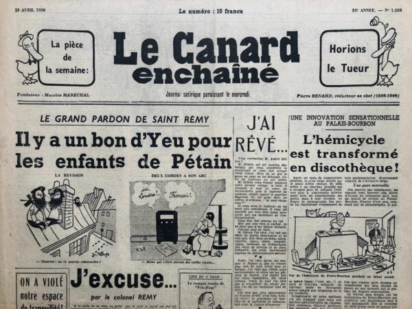 Couac ! | N° 1539 du Canard Enchaîné - 19 Avril 1950 | Nous cessons notre campagne en faveur de l'eau Le dernier numéro du "Canard" a suscité une vive émotion dans toute la France en raison de la position que nous avions prise en faveur des buveurs d'eau. Position inattendue, bien sûr, de la part d'une équipe dont on croyait, jusqu'ici, qu'elle s'abreuvait exclusivement de bons vins, d'apéritifs et de cocktails. Aussi avons-nous reçu d'innombrables lettres de protestation indignées, nous sommant de faire notre "mea culpa" dans le plus bref délai. Nous y consentons d'autant plus volontiers que nous avons été les premiers surpris de lire notre prose mercredi matin. Ce fut même une consternation générale à la rédaction, surtout quand, de notre balcon, nous avons constaté que le "Vieux Saumur", notre cher "Vieux Saumur", avait mis en berne tous les drapeaux que nous y avions plantés au cours des semaines précédentes. — Bon sang ! s'exclama Grosrichard en se mettant une compresse de Martini froid sur le crâne, fallait-il qu'on soit ronds pour élucubrer des idées pareilles... — C'est simple, gémit Breffort, nous sommes déshonorés. Et de vider à la régalade un flacon de cognac histoire de se remonter le moral. Nous décidâmes, sur-le-champ, de nous réunir en assemblée générale extraordinaire dans le but d'établir les responsabilités. Ce fut une émouvante séance d'auto-critique. Chacun de s'accuser soi-même. — J'avais trop forcé sur le julienas, balbutia Gabriel Macé. Je ne savais plus ce que j'écrivais. — Moi, avoua Monier, j'avais un peu insisté sur le cabernet, je ne savais plus ce que je dessinais. Inconsolable, Henri Rochon pleurait à chaudes larmes. Et il ne fallut pas moins de quinze verres de pastis pour empêcher Lap de se jeter par la fenêtre. Bref, nous sommes désespérés. Toutefois, nous jurons sur Saint-Raphaël et Saint-Zano, de ne jamais récidiver. On se cuite encore, évidemment, mais à chaque biture, on désignera l'un d'entre nous, à tour de rôle, pour veiller sur les autres et les empêcher de faire l'apologie de l'eau ou du coca-cola. Notre ami ne devra pas boire, pendant toute la durée de sa fonction, plus d'un litre de pinard. Quitte à apaiser sa soif "ad libitum" quand le numéro du "Canard" sera sorti des presses. Et, naturellement, nous interrompons définitivement la publication des "Mémoires de Robinet", cet odieux buveur d'eau. À la bonne vôtre ! Roger Salardenne L'article reflète bien le ton humoristique et satirique caractéristique de Roger Salardenne et du *Canard enchaîné*, qui caricature ici une fausse campagne en faveur de l'eau et l'abandon forcé de cette idée au profit de l'apologie du vin et des spiritueux. | 1539 1