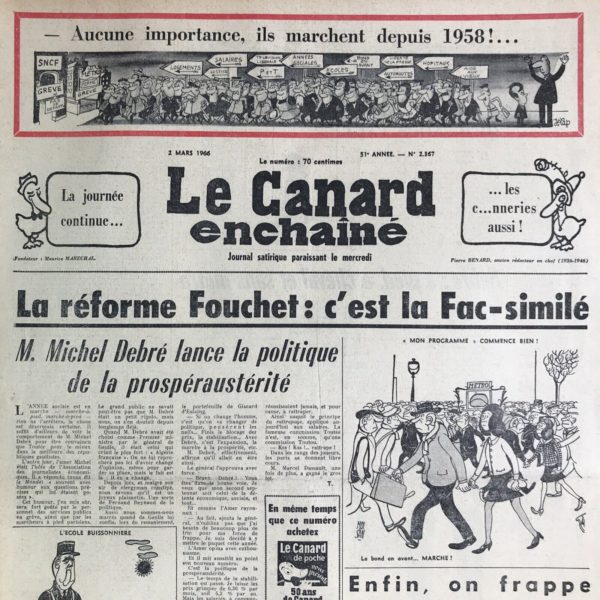 Couac ! | N° 2367 du Canard Enchaîné - 2 Mars 1966 | Chroniques de la Cour, d’André Ribaud - Colombes, morne plaine - Grand tournoi des balleurs de France et d’Angleterre (match du tournoi des Six Nations) — Force ministres présents à cette joute ardente (MM. Frey et De Mistoffe)  — Description appuyée de la bataille — Court crayon des combattants — Déroute, longtemps blanacée, puis consommée, des fils d’Albion (victoire 13-0 des français) — Homère de ce temps-là (Roger Coudère, commentateur du match) — Baron d’Assault vengé (l’Angleterre avait refusé d’acheter ses “Mirages”) | 2367