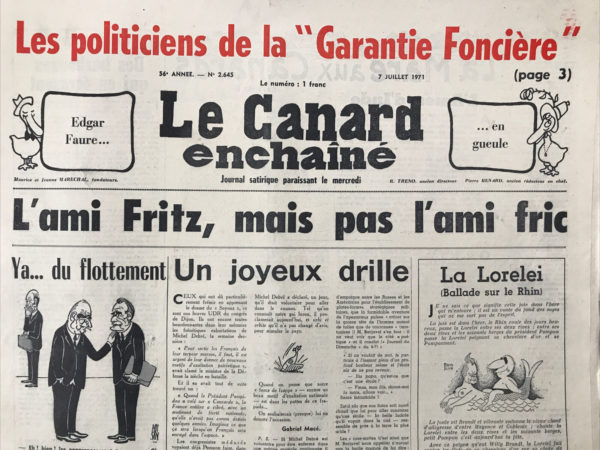 Couac ! | N° 2645 du Canard Enchaîné - 7 Juillet 1971 | Nos Exemplaires du Canard Enchaîné sont archivés dans de bonnes conditions de conservation (obscurité, hygrométrie maitrisée et faible température), ce qui s'avère indispensable pour des journaux anciens. | 2645