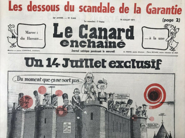 Couac ! | N° 2646 du Canard Enchaîné - 14 Juillet 1971 | Nos Exemplaires du Canard Enchaîné sont archivés dans de bonnes conditions de conservation (obscurité, hygrométrie maitrisée et faible température), ce qui s'avère indispensable pour des journaux anciens. | 2646