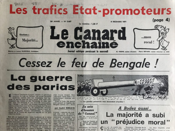 Couac ! | N° 2667 du Canard Enchaîné - 8 Décembre 1971 | Nos Exemplaires du Canard Enchaîné sont archivés dans de bonnes conditions de conservation (obscurité, hygrométrie maitrisée et faible température), ce qui s'avère indispensable pour des journaux anciens. | 2667