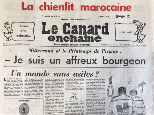 Couac ! | N° 2704 du Canard Enchaîné - 23 Août 1972 | Nos Exemplaires du Canard Enchaîné sont archivés dans de bonnes conditions de conservation (obscurité, hygrométrie maitrisée et faible température), ce qui s'avère indispensable pour des journaux anciens. | 2704