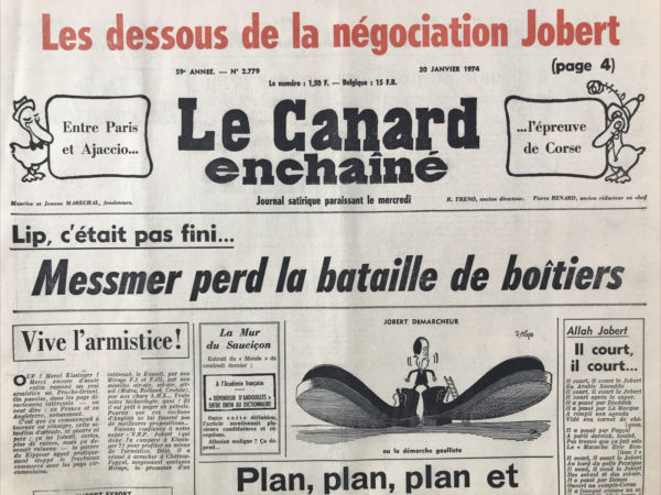 Couac ! | N° 2779 du Canard Enchaîné - 30 Janvier 1974 | La peau de Nixon - Les malheurs de Herr Willy Brandt - Les affaires terreuses du Duc de Luynes - Jobert en Arabie - Galley veut pinocher - le cinéma: papillon (captivant) - | 2779