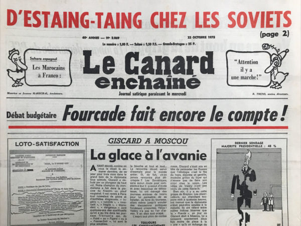 Couac ! | N° 2869 du Canard Enchaîné - 22 Octobre 1975 | Nos Exemplaires du Canard Enchaîné sont archivés dans de bonnes conditions de conservation (obscurité, hygrométrie maitrisée et faible température), ce qui s'avère indispensable pour des journaux anciens. | 2869