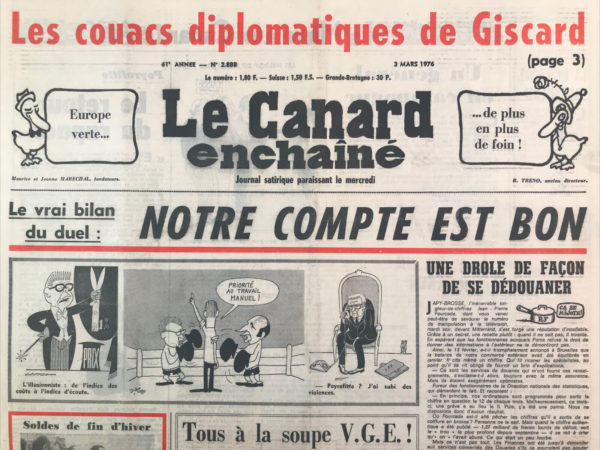 Couac ! | N° 2888 du Canard Enchaîné - 3 Mars 1976 | Nos Exemplaires du Canard Enchaîné sont archivés dans de bonnes conditions de conservation (obscurité, hygrométrie maitrisée et faible température), ce qui s'avère indispensable pour des journaux anciens. | 2888