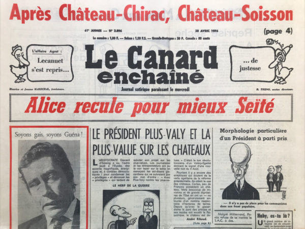 Couac ! | N° 2896 du Canard Enchaîné - 28 Avril 1976 | Nos Exemplaires du Canard Enchaîné sont archivés dans de bonnes conditions de conservation (obscurité, hygrométrie maitrisée et faible température), ce qui s'avère indispensable pour des journaux anciens. | 2896