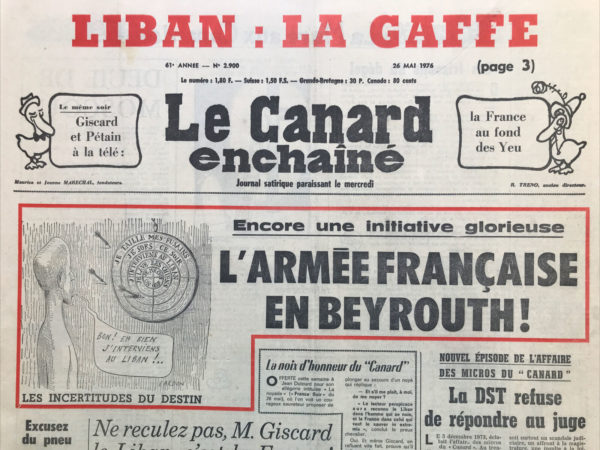 Couac ! | N° 2900 du Canard Enchaîné - 26 Mai 1976 | Nos Exemplaires du Canard Enchaîné sont archivés dans de bonnes conditions de conservation (obscurité, hygrométrie maitrisée et faible température), ce qui s'avère indispensable pour des journaux anciens. | 2900