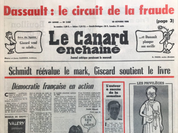 Couac ! | N° 2921 du Canard Enchaîné - 20 Octobre 1976 | Nos Exemplaires du Canard Enchaîné sont archivés dans de bonnes conditions de conservation (obscurité, hygrométrie maitrisée et faible température), ce qui s'avère indispensable pour des journaux anciens. | 2921