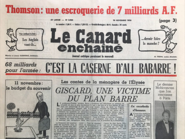 Couac ! | N° 2924 du Canard Enchaîné - 10 Novembre 1976 | Nos Exemplaires du Canard Enchaîné sont archivés dans de bonnes conditions de conservation (obscurité, hygrométrie maitrisée et faible température), ce qui s'avère indispensable pour des journaux anciens. | 2924