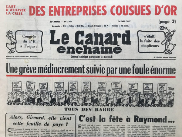 Couac ! | N° 2952 du Canard Enchaîné - 25 Mai 1977 | Nos Exemplaires du Canard Enchaîné sont archivés dans de bonnes conditions de conservation (obscurité, hygrométrie maitrisée et faible température), ce qui s'avère indispensable pour des journaux anciens. | 2952