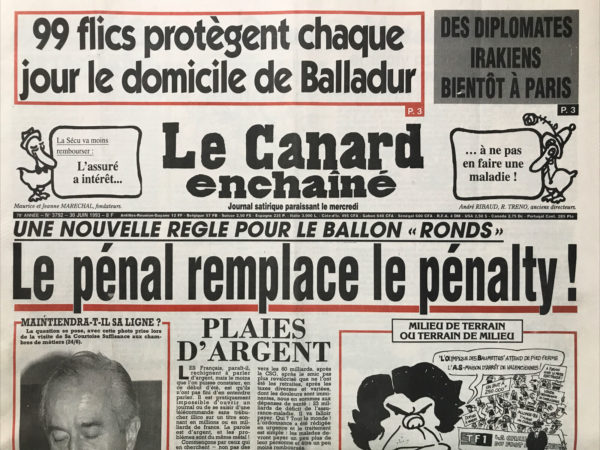 Couac ! | N° 3792 du Canard Enchaîné - 30 Juin 1993 | Nos Exemplaires du Canard Enchaîné sont archivés dans de bonnes conditions de conservation (obscurité, hygrométrie maitrisée et faible température), ce qui s'avère indispensable pour des journaux anciens. | 3792