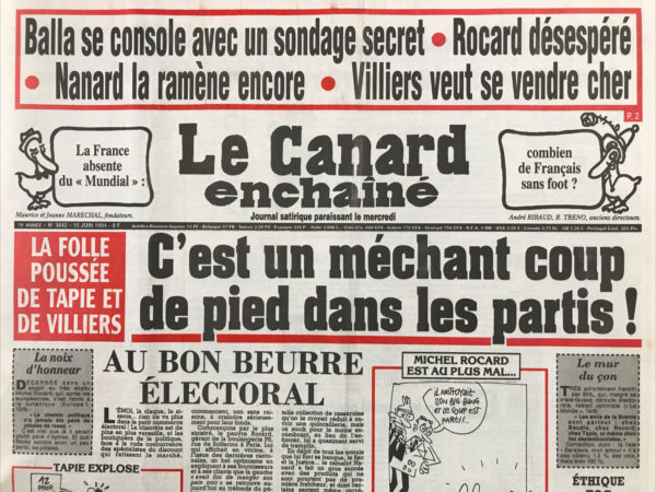 Couac ! | N° 3842 du Canard Enchaîné - 15 Juin 1994 | Dans cet article incisif - Eurosatory 94, une vitrine à tout casser - Bernard Thomas dénonce avec force l'hypocrisie et la cruauté de la vente d'armes à travers le monde, tout en soulignant le contraste flagrant entre les besoins humanitaires non satisfaits et les dépenses militaires exorbitantes. Thomas commence par évoquer le rapport des Nations Unies pour le développement, qui dresse un tableau sombre des conflits à venir et critique l'utilisation des "dividendes de paix" post-guerre froide, qui auraient pu être réinvestis dans des secteurs essentiels comme l'alimentation, l'éducation et la santé. Au lieu de cela, ces économies ont souvent été utilisées pour alimenter la course à l'armement. Il critique ensuite avec ironie et indignation les choix budgétaires de certains pays en développement. Par exemple, l'Inde, où la faim est omniprésente, préfère acheter des avions de combat plutôt que de scolariser des millions de filles. La Corée du Sud achète des missiles au lieu de vacciner des enfants contre des maladies mortelles. Les cas de l'Irak, du Nicaragua et de la Somalie sont également cités comme exemples extrêmes de surarmement au détriment du bien-être de la population. L'auteur élargit son propos en citant plusieurs autres pays en crise, où les dépenses militaires excessives coexistent avec des conditions de vie désastreuses. La Birmanie, par exemple, consacre une grande partie de son budget aux militaires, tandis que les droits de l'homme sont bafoués et les populations souffrent. Thomas passe ensuite à une critique acerbe du salon Eurosatory 94, prévu en juin à Paris, qui présente les dernières innovations en matière d'armement. Il décrit cet événement comme une manifestation de la "haute couture militaire", où les professionnels du meurtre viennent admirer et acheter des armes sophistiquées. Le cynisme de la situation est souligné par le succès de ce salon, attirant des milliers de visiteurs prêts à acheter des outils de destruction. L'article se termine par une réflexion sur l'hypocrisie des discours pacifistes face à la réalité des ventes d'armes. Il mentionne les fabricants français d'armes comme Giat et Matra, qui sont parmi les meilleurs au monde, et évoque les conséquences de la non-vente d'armes : plus de chômage et de pauvreté. L'auteur conclut en soulignant que les ventes d'armes sont trop lucratives et politiquement protégées pour qu'un changement significatif se produise, soulignant ainsi la triste réalité d'une économie mondialisée dépendante du commerce de la mort. Bernard Thomas utilise un ton mordant et ironique pour dénoncer l'état déplorable des priorités mondiales en matière de dépenses militaires versus humanitaires, offrant une critique cinglante du monde moderne et de ses valeurs. | 3842