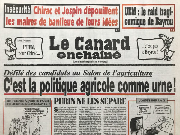 Couac ! | N° 4244 du Canard Enchaîné - 27 Février 2002 | Nos Exemplaires du Canard Enchaîné sont archivés dans de bonnes conditions de conservation (obscurité, hygrométrie maitrisée et faible température), ce qui s'avère indispensable pour des journaux anciens. | 4244